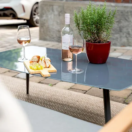 Mit Arbeitsplatz, Parkplatz & Terrasse - Fuer 4 Leonberg