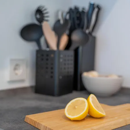 Mit Arbeitsplatz, Parkplatz & Terrasse - Fuer 4 Apartament Leonberg